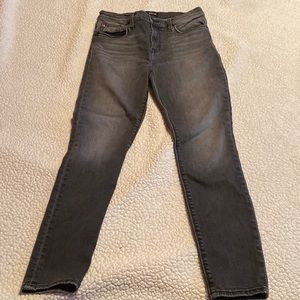 Black faded Natalie super skinny Hudson jeans. Mid rise and ankle length.